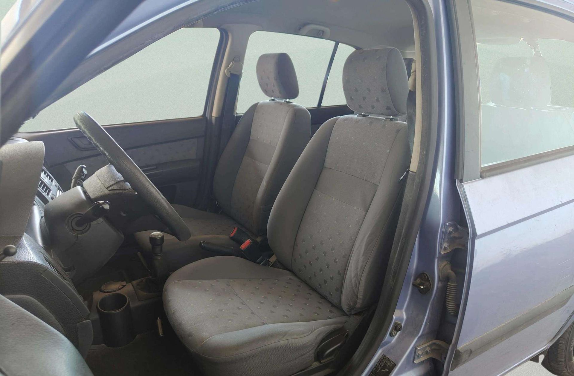 Hyundai Getz 1.1 - foto 8