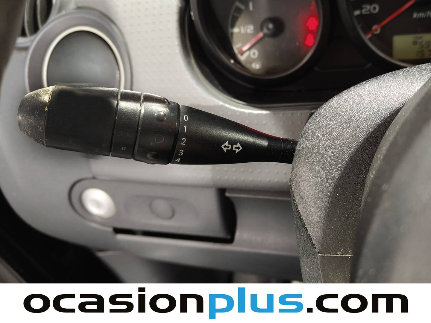Mitsubishi Colt Mitsubishi Colt 1.1 12v Invite 75 CV de segunda mano
