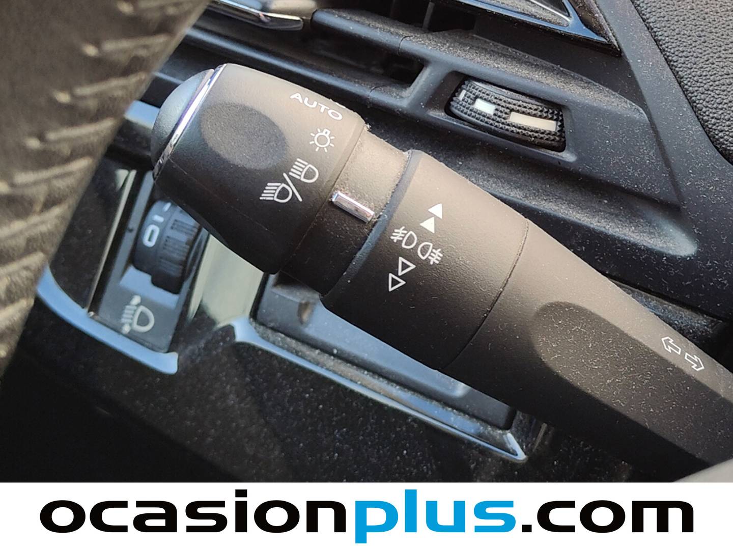 Equipamiento del Citroën C4 Picasso Citroën C4 Picasso BlueHDi 120 Feel (120 CV)