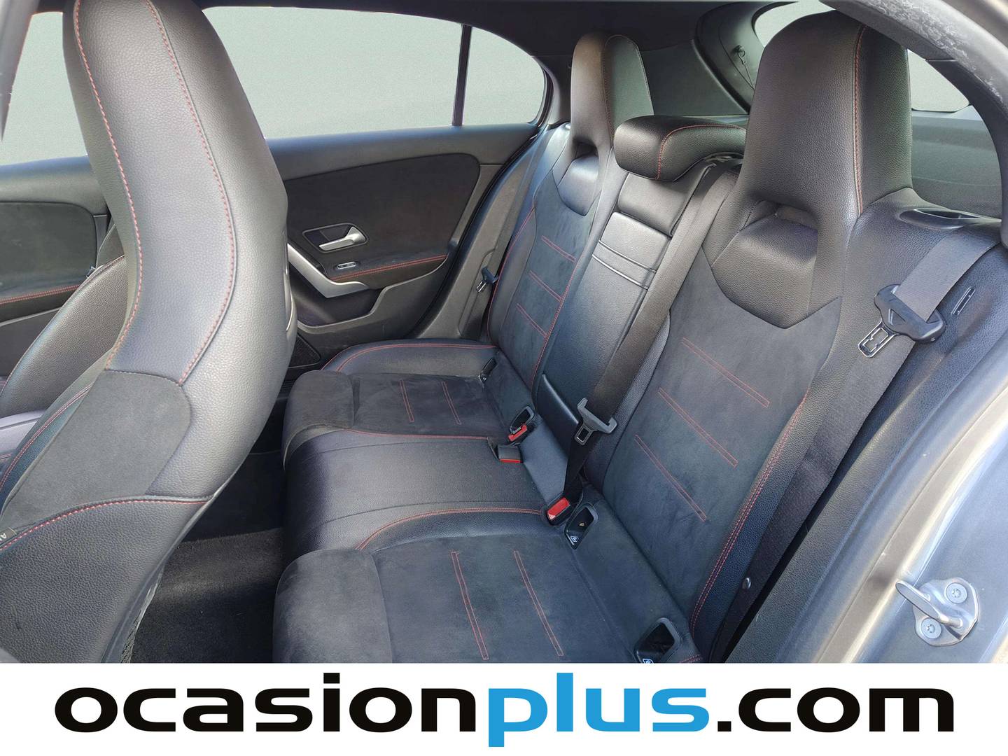 Foto asientos traseros Mercedes Clase A Mercedes-Benz Clase A 200 d (150 CV) Pack AMG