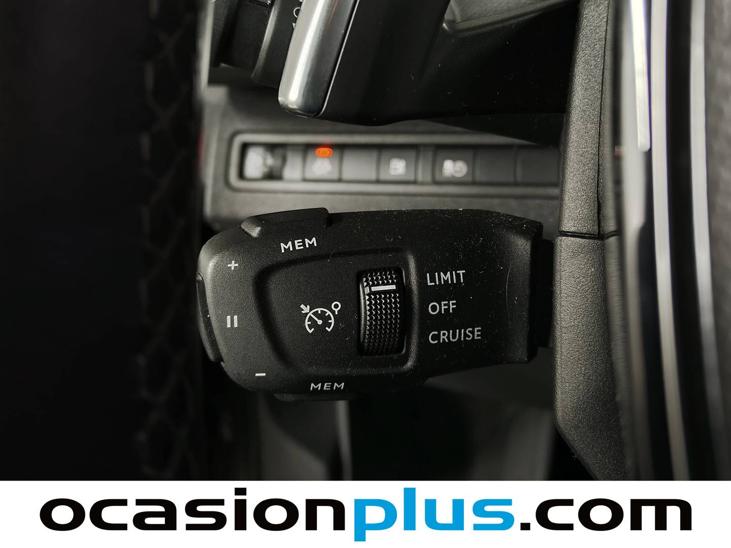 Foto Peugeot 3008 Hybrid Peugeot 3008 Hybrid 225 Allure e-EAT8 (225 CV)