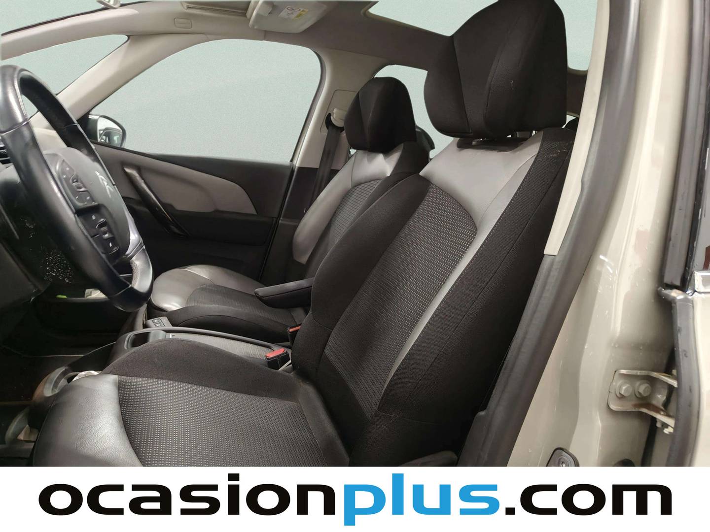Foto asientos delanteros Citroën C4 Picasso Citroën C4 Picasso PureTech 130 S&S 6v Shine EAT6 (130 CV)