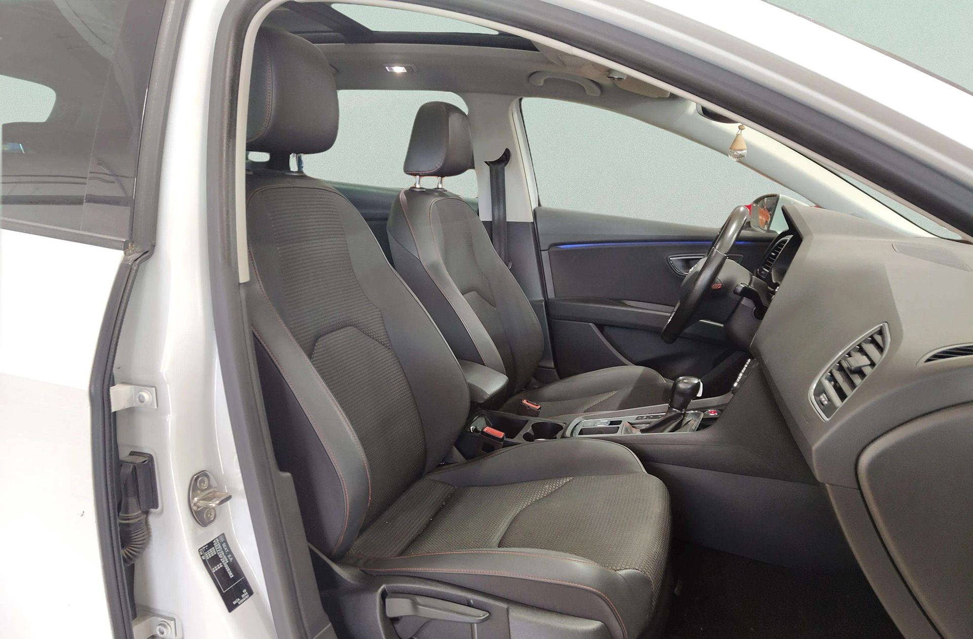 SEAT León ST 2.0 EcoTSI FR Edition DSG - foto 19
