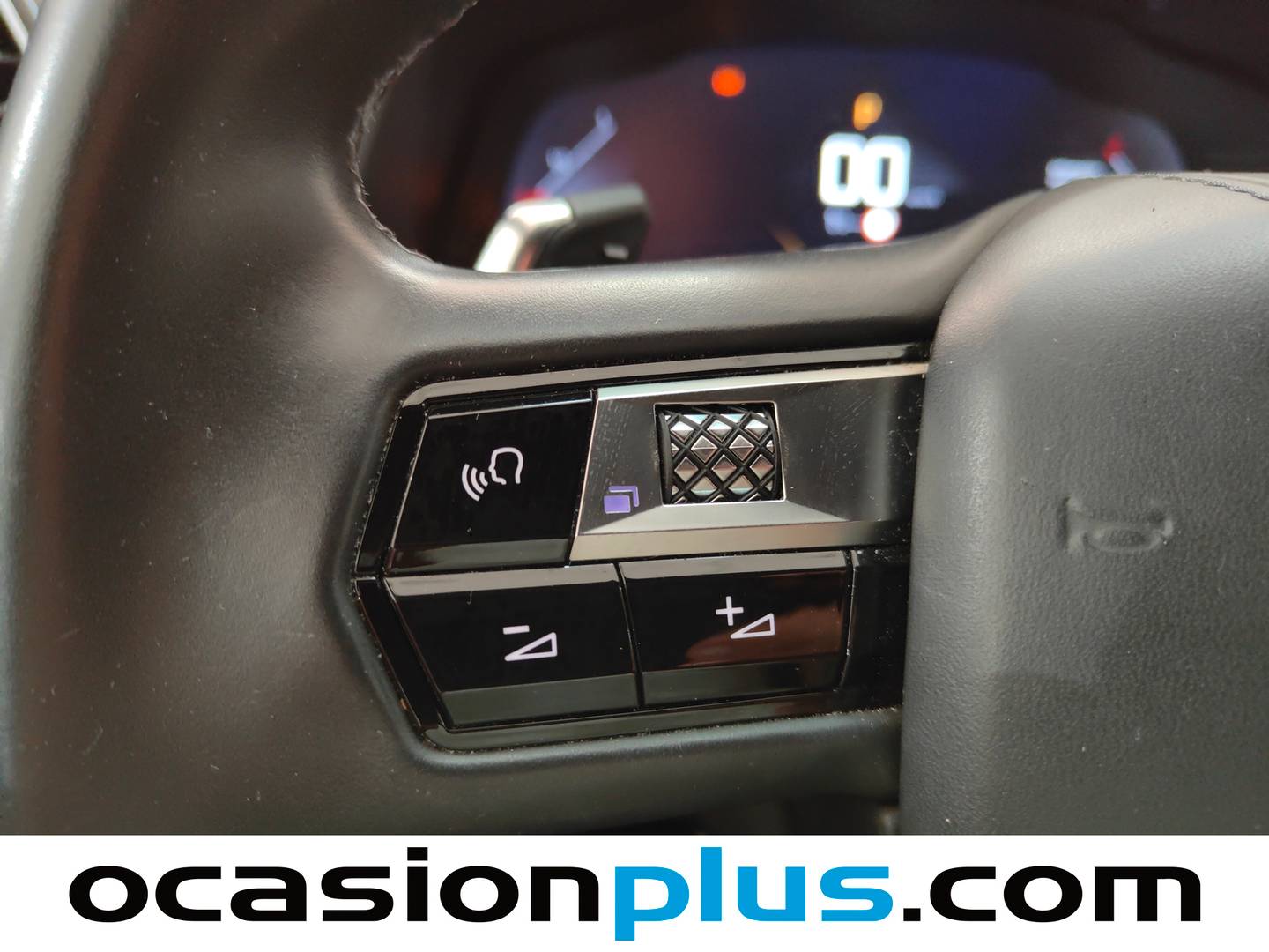 Foto DS DS 7 Crossback DS DS7 Crossback PureTech 180 Grand Chic Auto (180 CV)