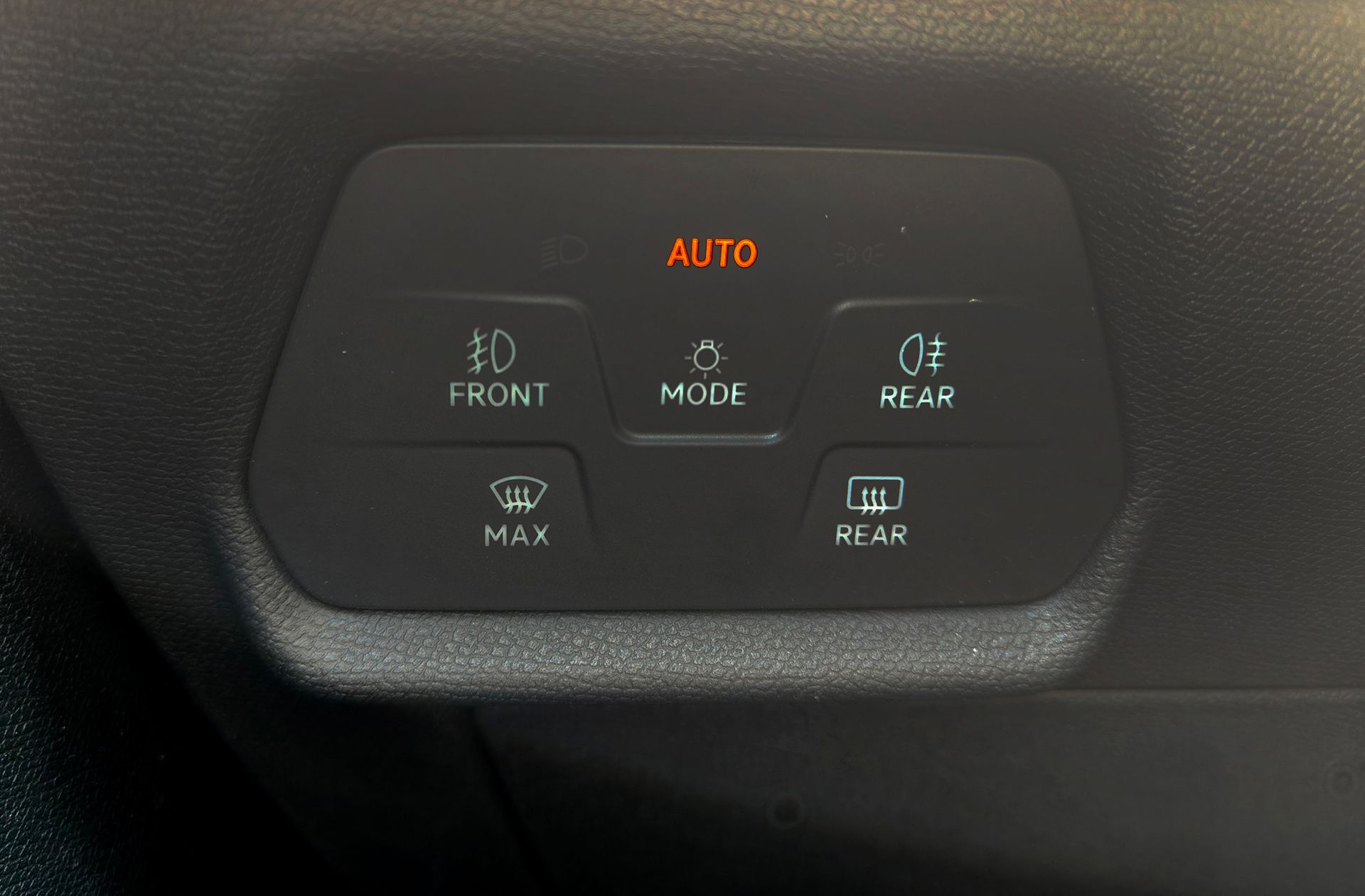 Cupra Formentor 1.5 TSI DSG - foto 23