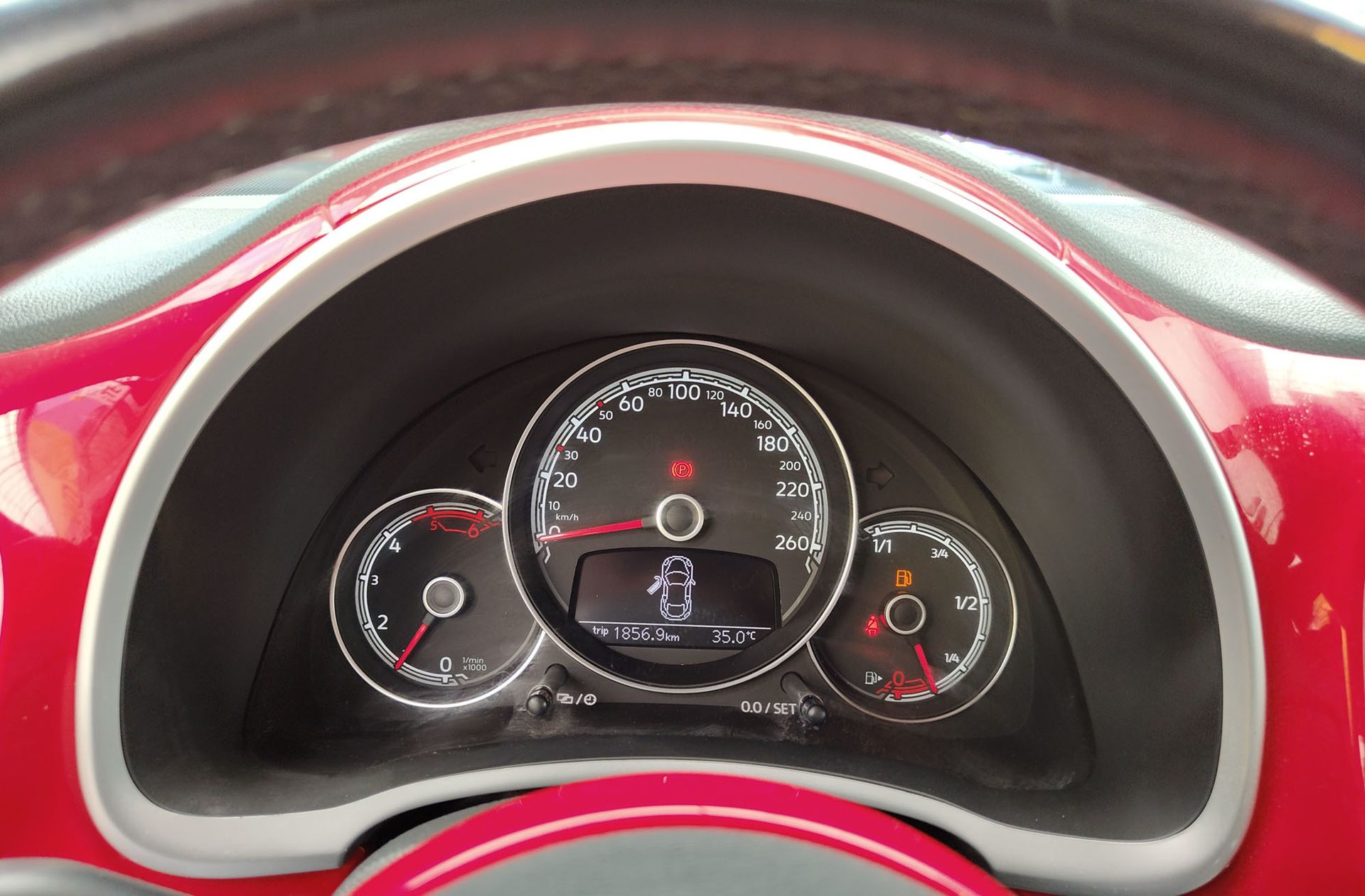 Volkswagen Beetle Cabrio Design 2.0 TDI BMT - foto 19