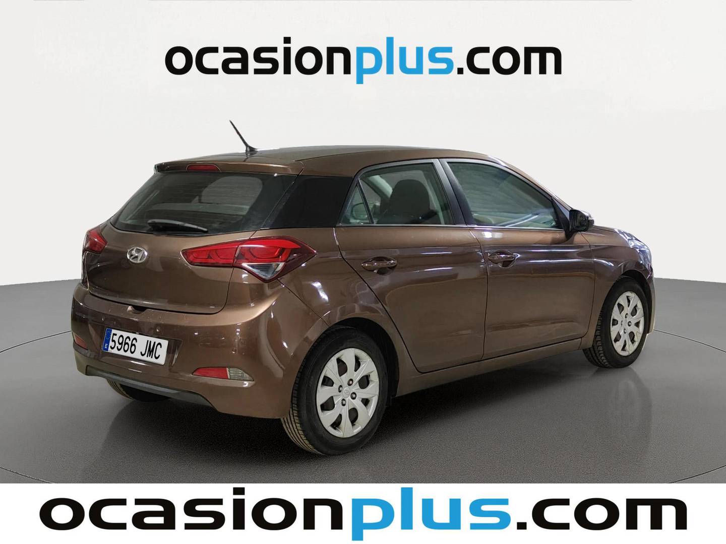 Foto trasera Hyundai i20 Hyundai i20 1.2 MPI Klass (84 CV) derecha