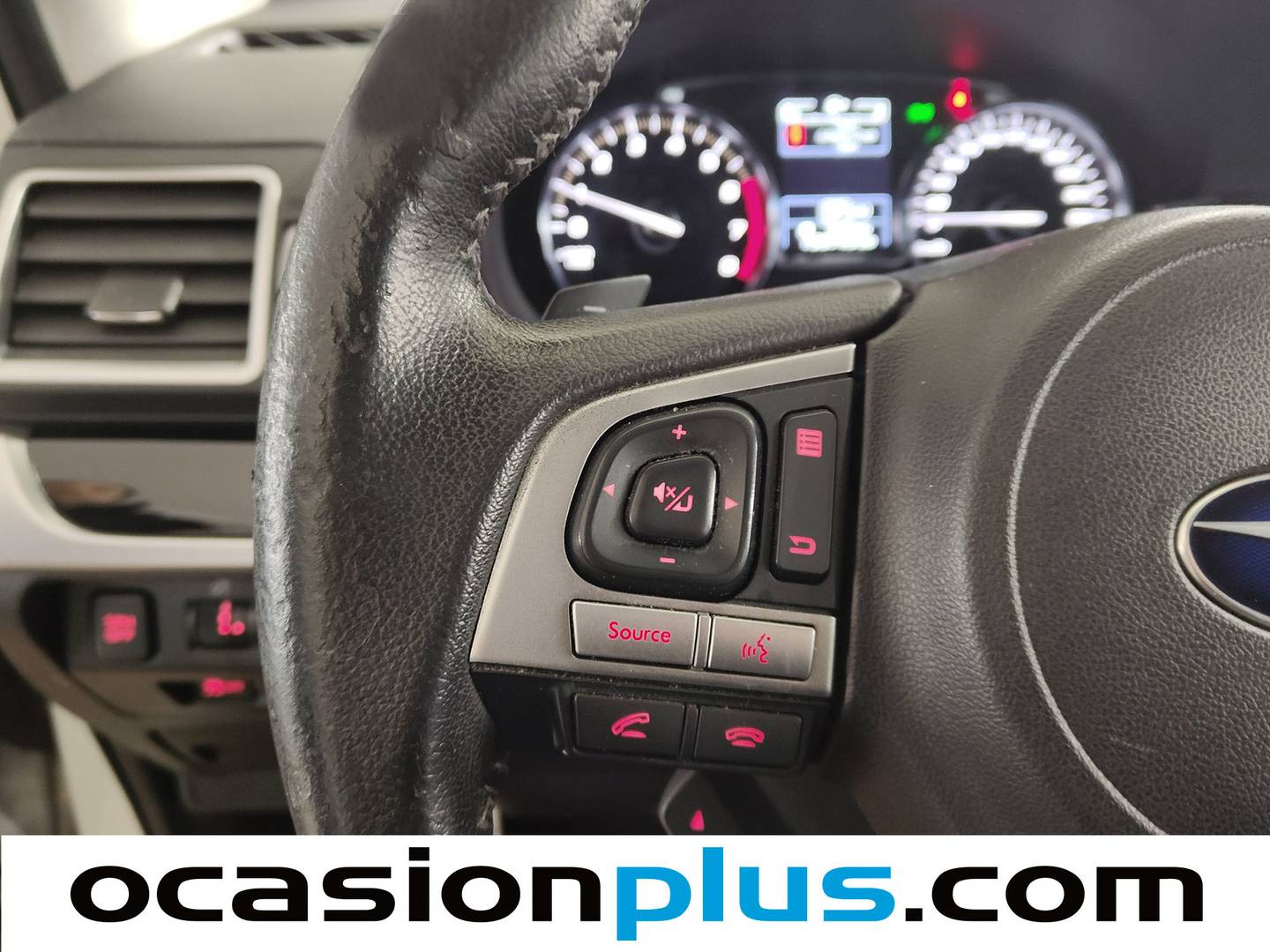 Foto Subaru Forester Subaru Forester 2.0 Executive Plus Lineartronic (240 CV)