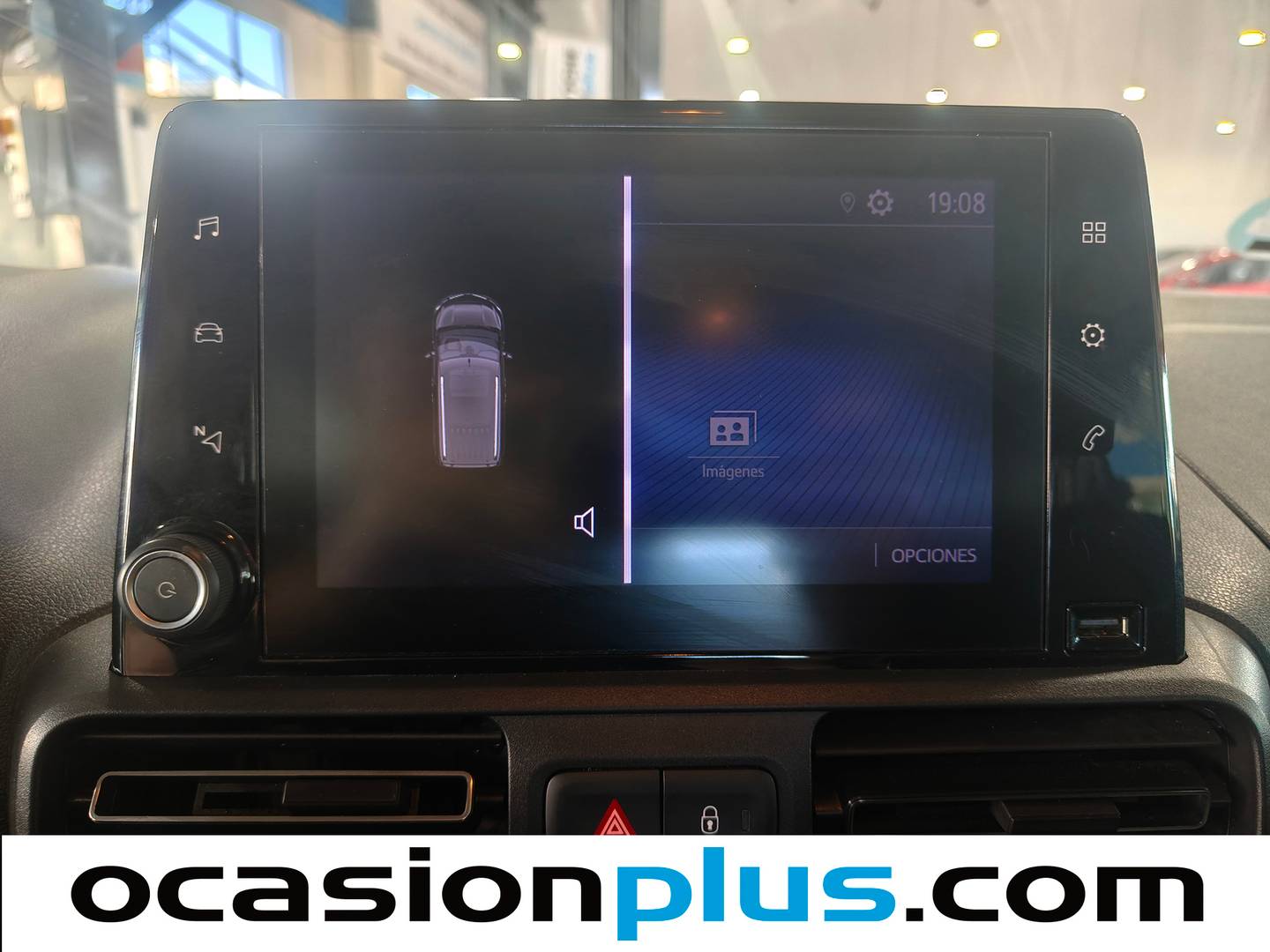 Extras y acabados del Toyota Proace City Toyota Proace City 1.5 D VX L1 (102 CV)