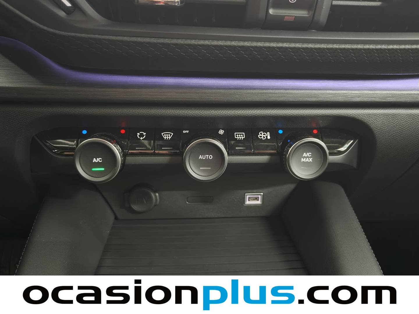 Foto Citroën C5 X Citroen C5 X PureTech 130 S&S Plus EAT8 (130 CV)