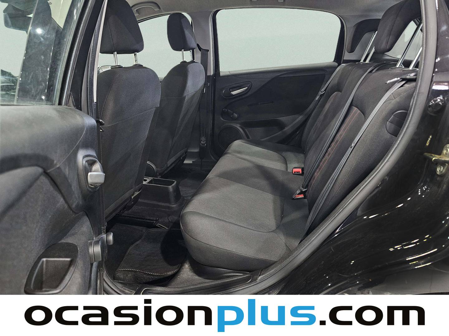 Foto asientos traseros Fiat Punto Fiat Punto 1.2 8v S&S Gasolina Pop (69 CV)