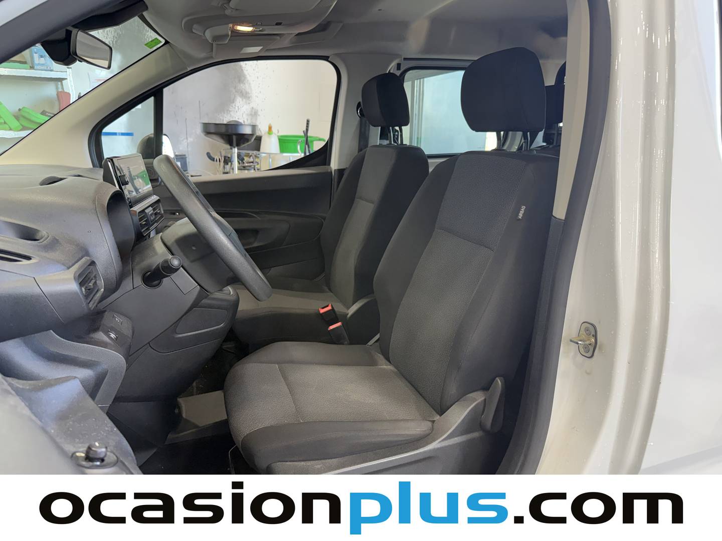 Foto asientos delanteros Citroën Berlingo Citroën Berlingo Combi BlueHDi 100 S&S Talla M You (102 CV)