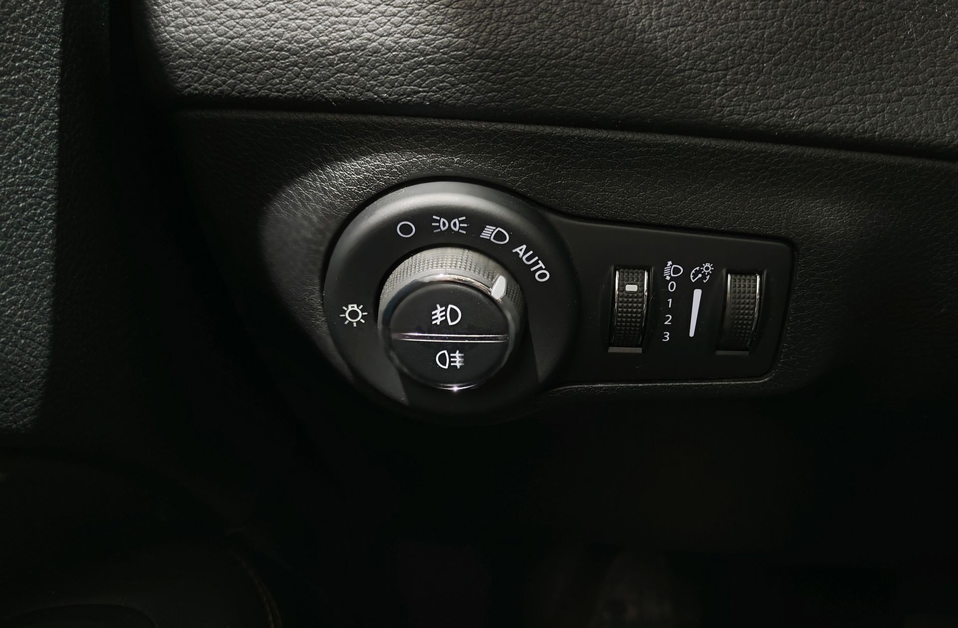 Jeep Compass 2.0 MultiJet Limited 4x4 AD - foto 22