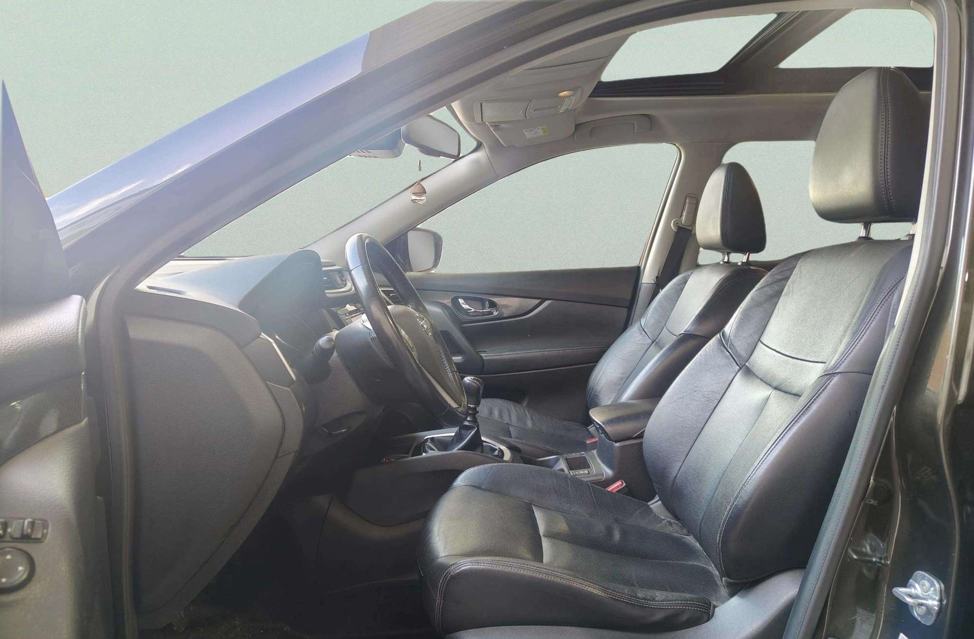 Nissan X-Trail dCi 130 Tekna 4x2 - foto 11