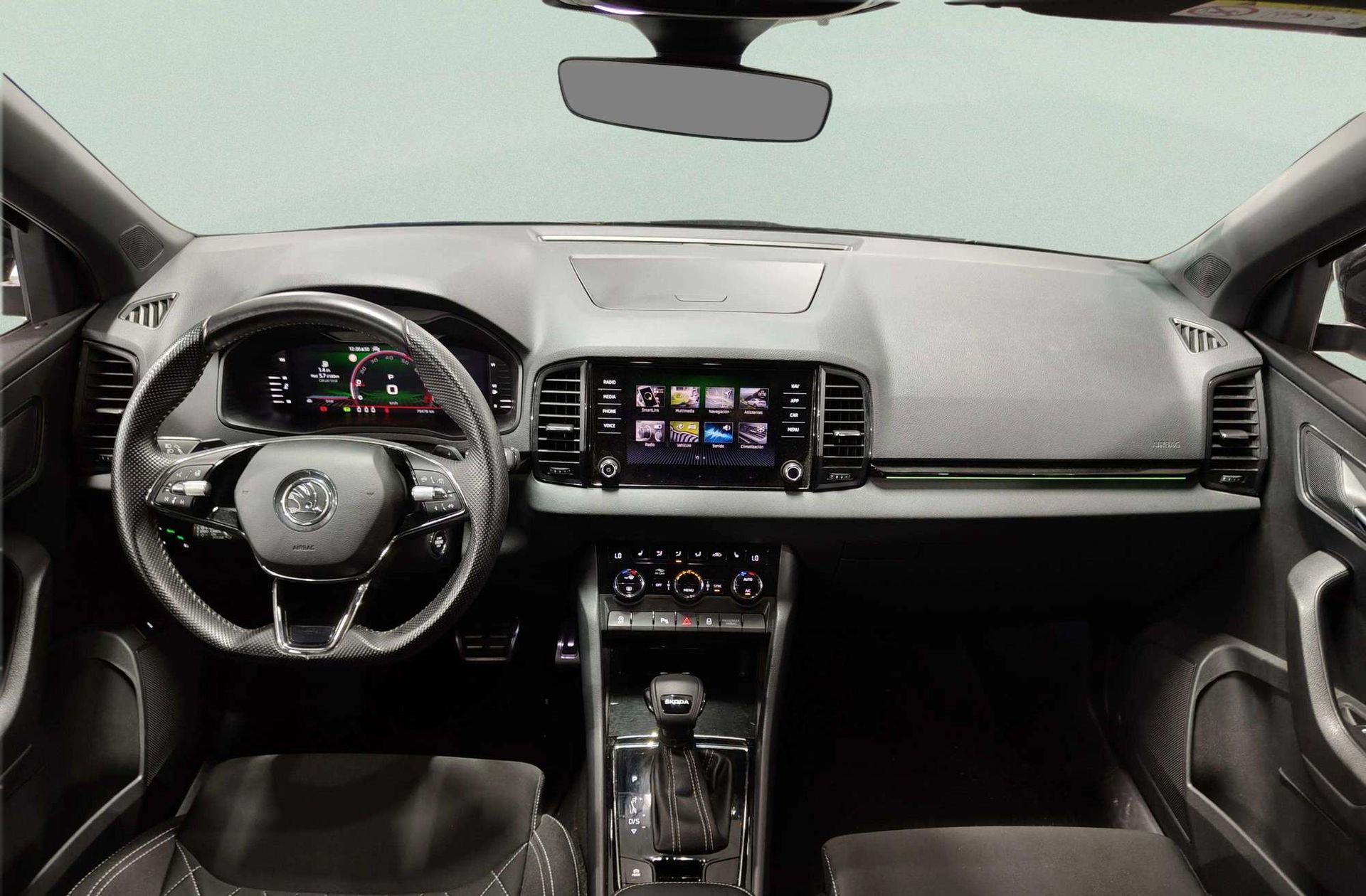 Škoda Karoq 1.5 TSI ACT Sportline DSG - foto 8