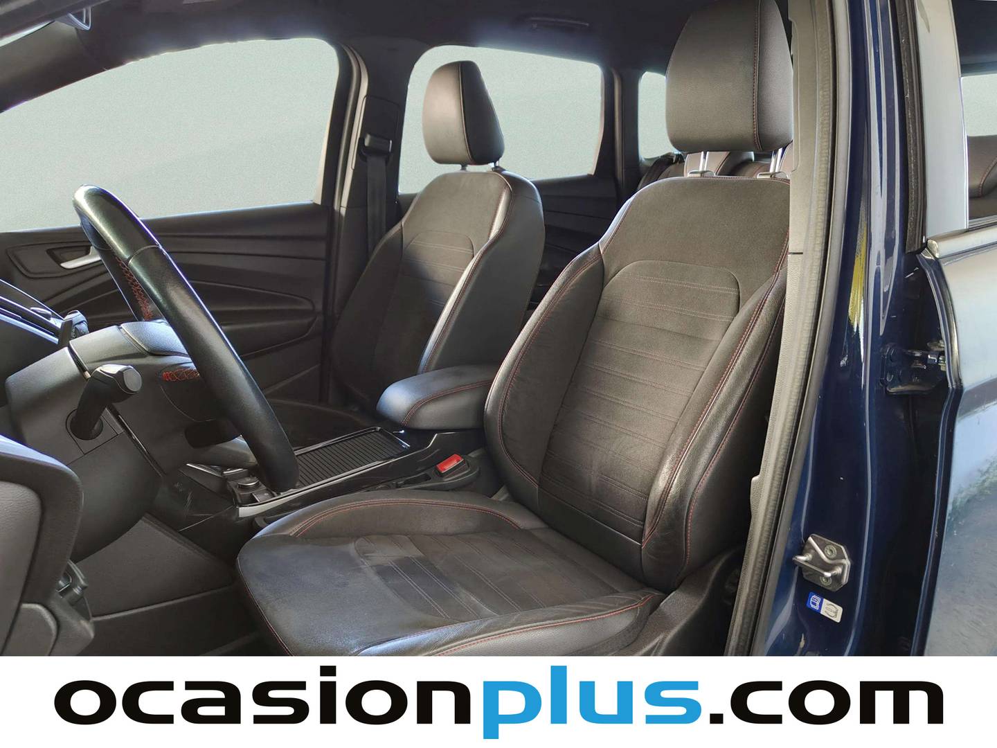 Foto asientos delanteros Ford Kuga Ford Kuga 2.0 TDCI ST-Line 4x2 (150 CV)