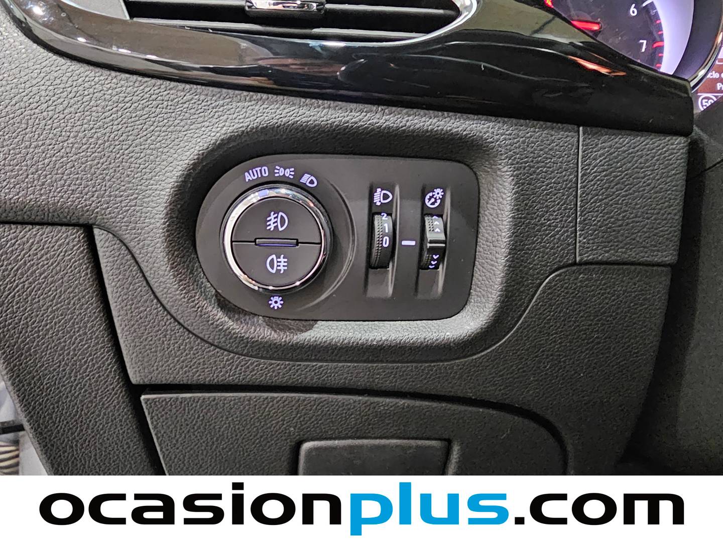 Foto Opel Astra Opel Astra 1.2 Turbo SHR Business Elegance (145 CV)