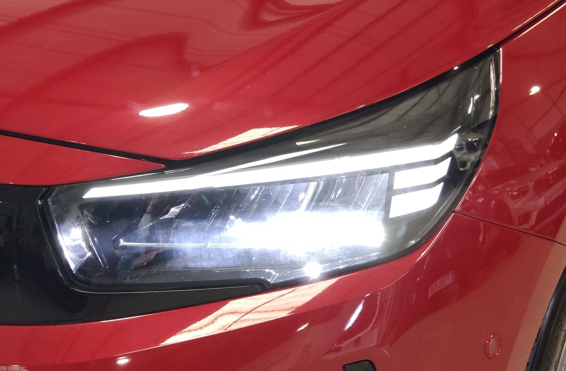 Opel Corsa 1.2T XHL Edition - foto 14