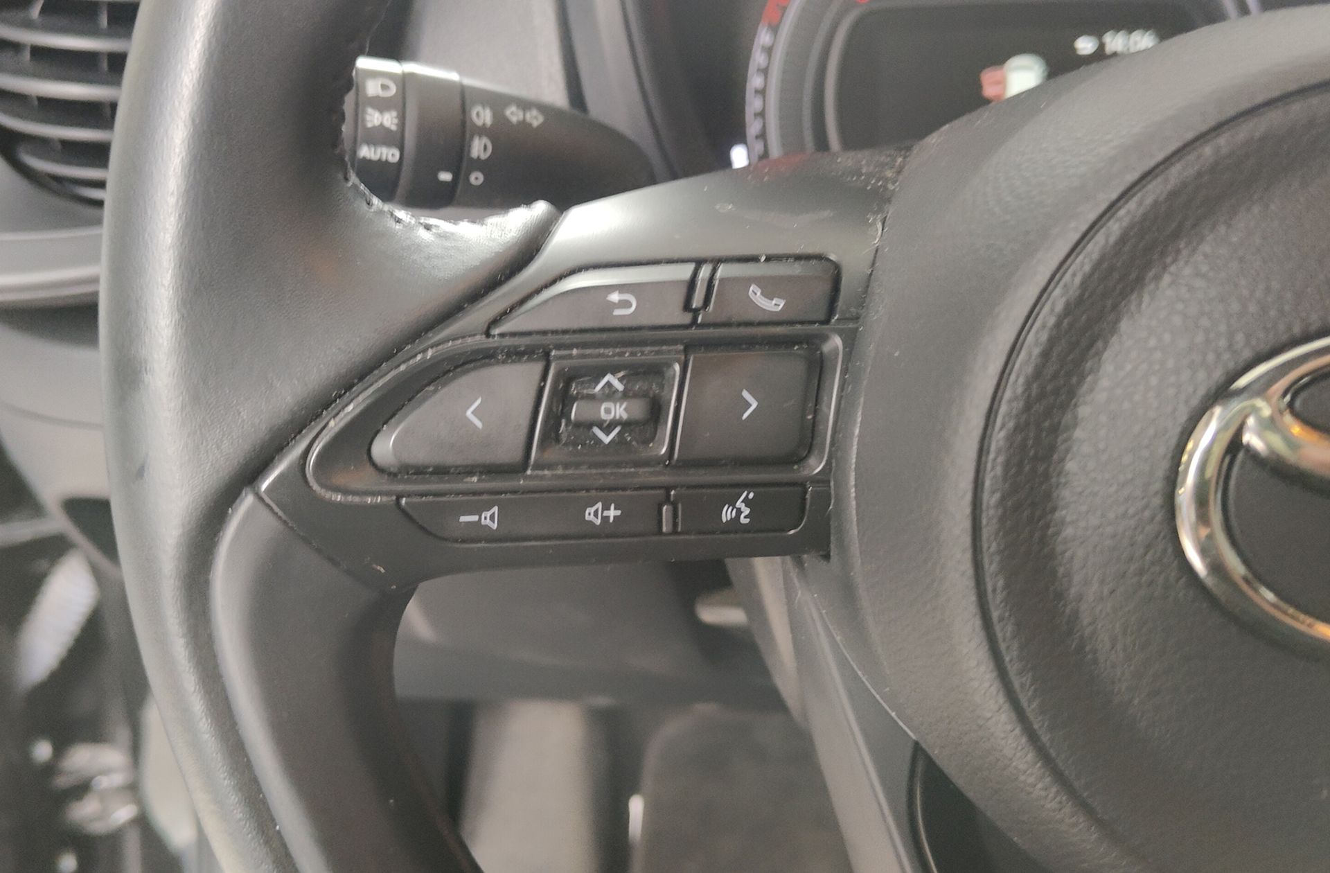 Toyota Aygo X 1.0 VVT-I Play - foto 23