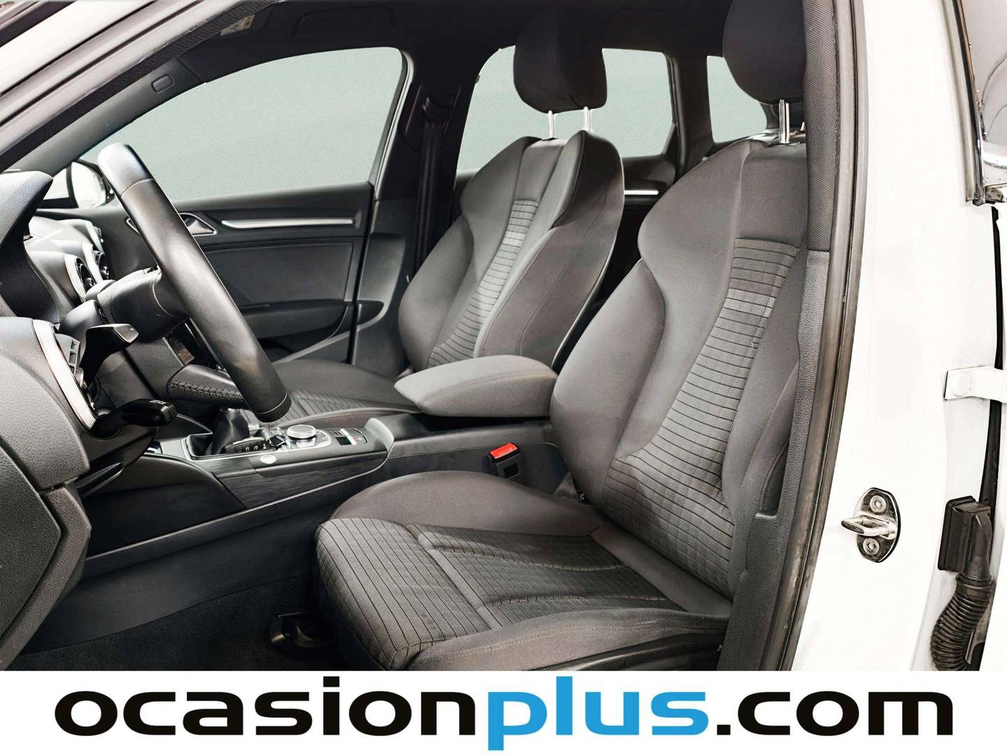 Foto asientos delanteros Audi A3 Audi A3 Sportback S line 30 TDI (116 CV)