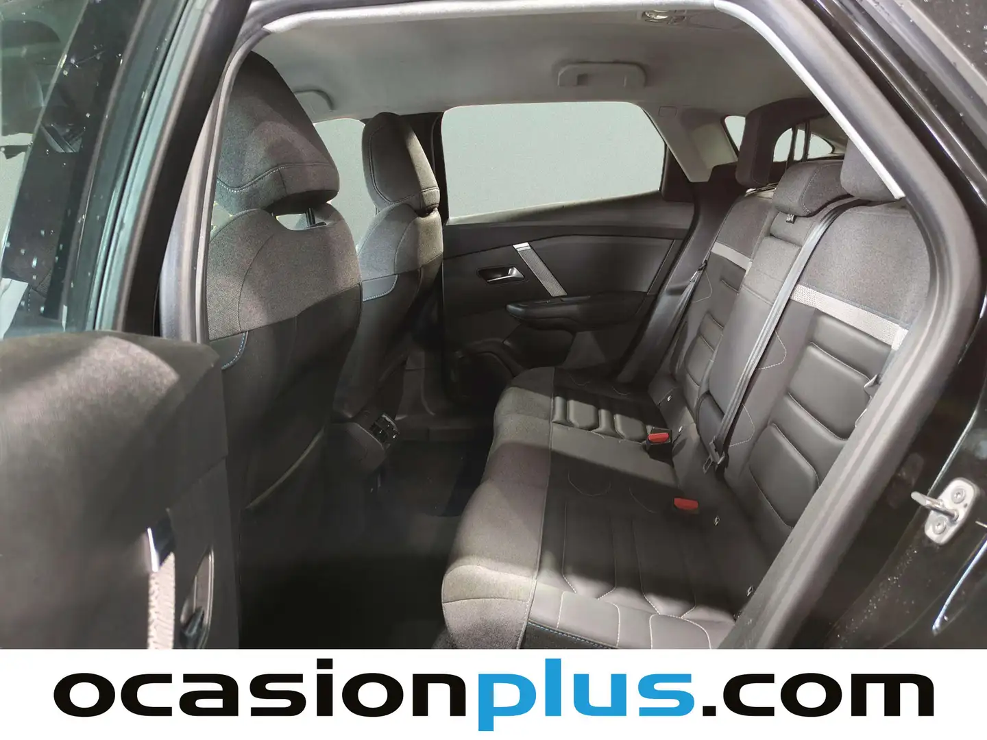 Foto Citroën C4 Citroen C4 PureTech 130 S&S Shine  (130 CV)