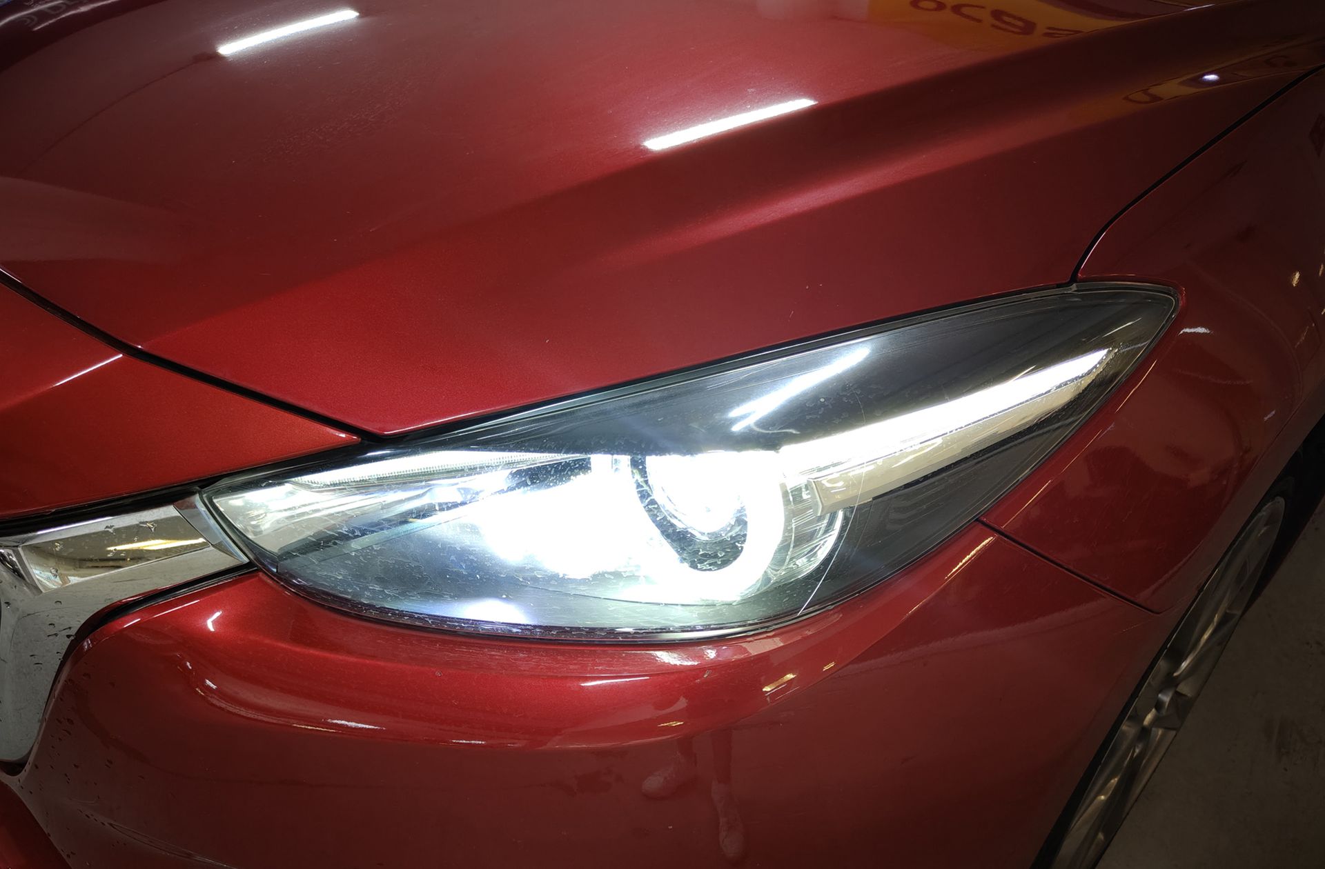 Mazda Mazda3 2.0 GE Black Tech Edition - foto 14