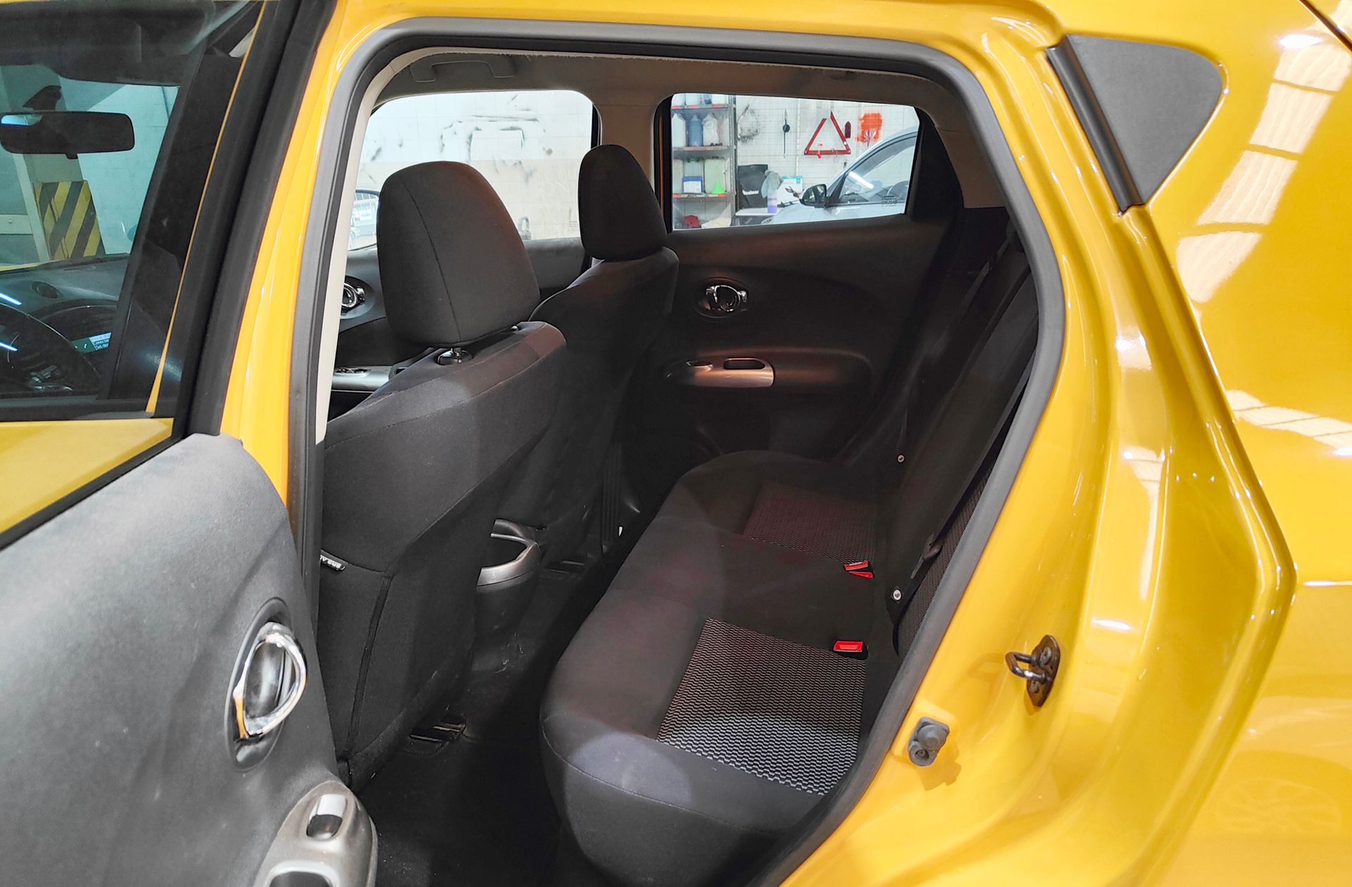 Nissan Juke 1.2 DIG-T Acenta 4x2 - foto 9