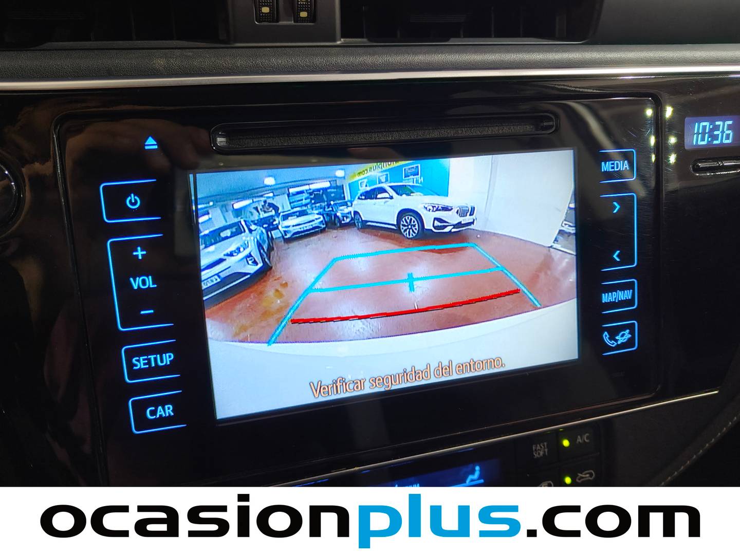 Extras y acabados del Toyota Auris Toyota Auris 120T Active (116 CV)