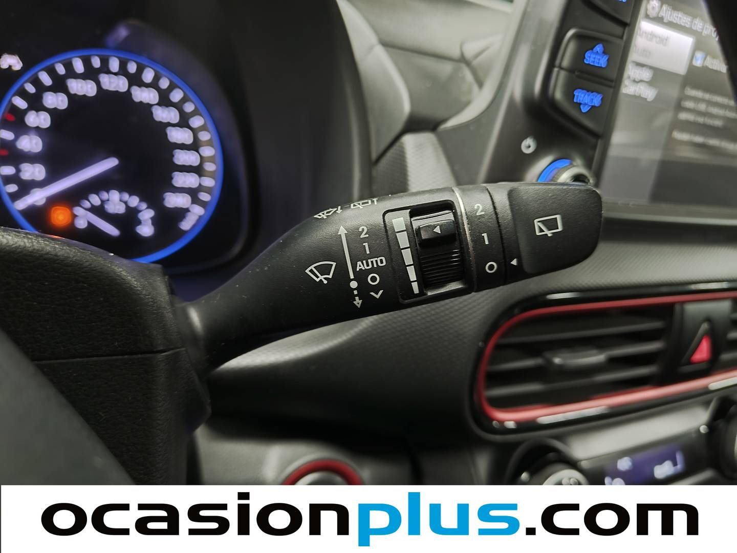 Hyundai Kona Hyundai Kona 1.0 TGDi Tecno 4x2 AEB (120 CV) seminuevo