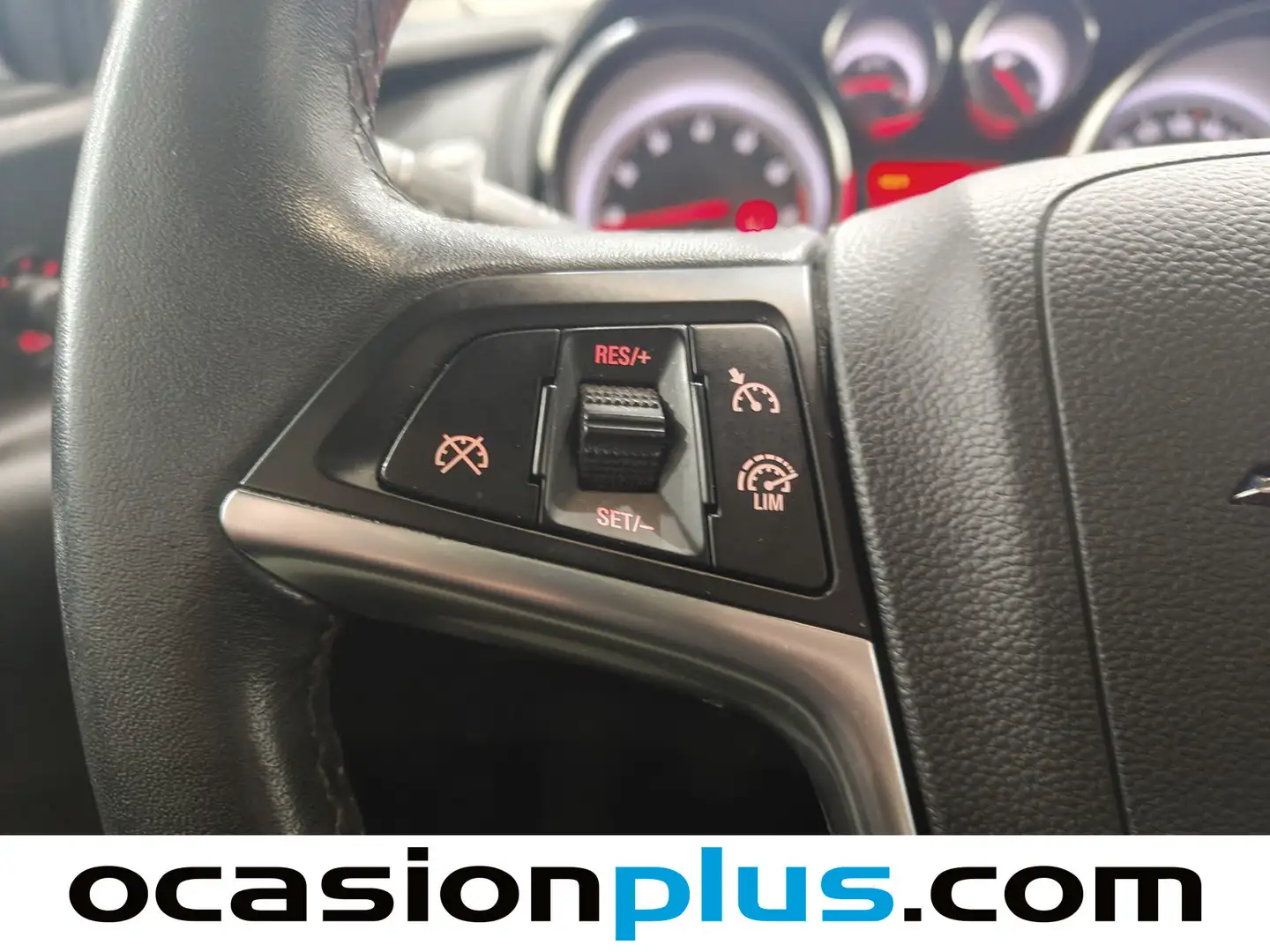 Foto Opel Astra Opel Astra 1.6 Selective 85 kW (115 CV)