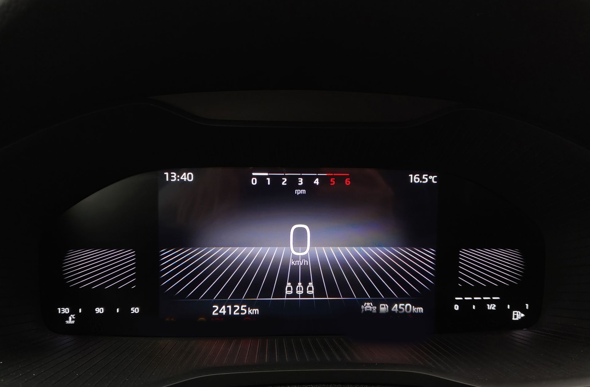 Škoda Karoq 2.0 TDI Selection - foto 23