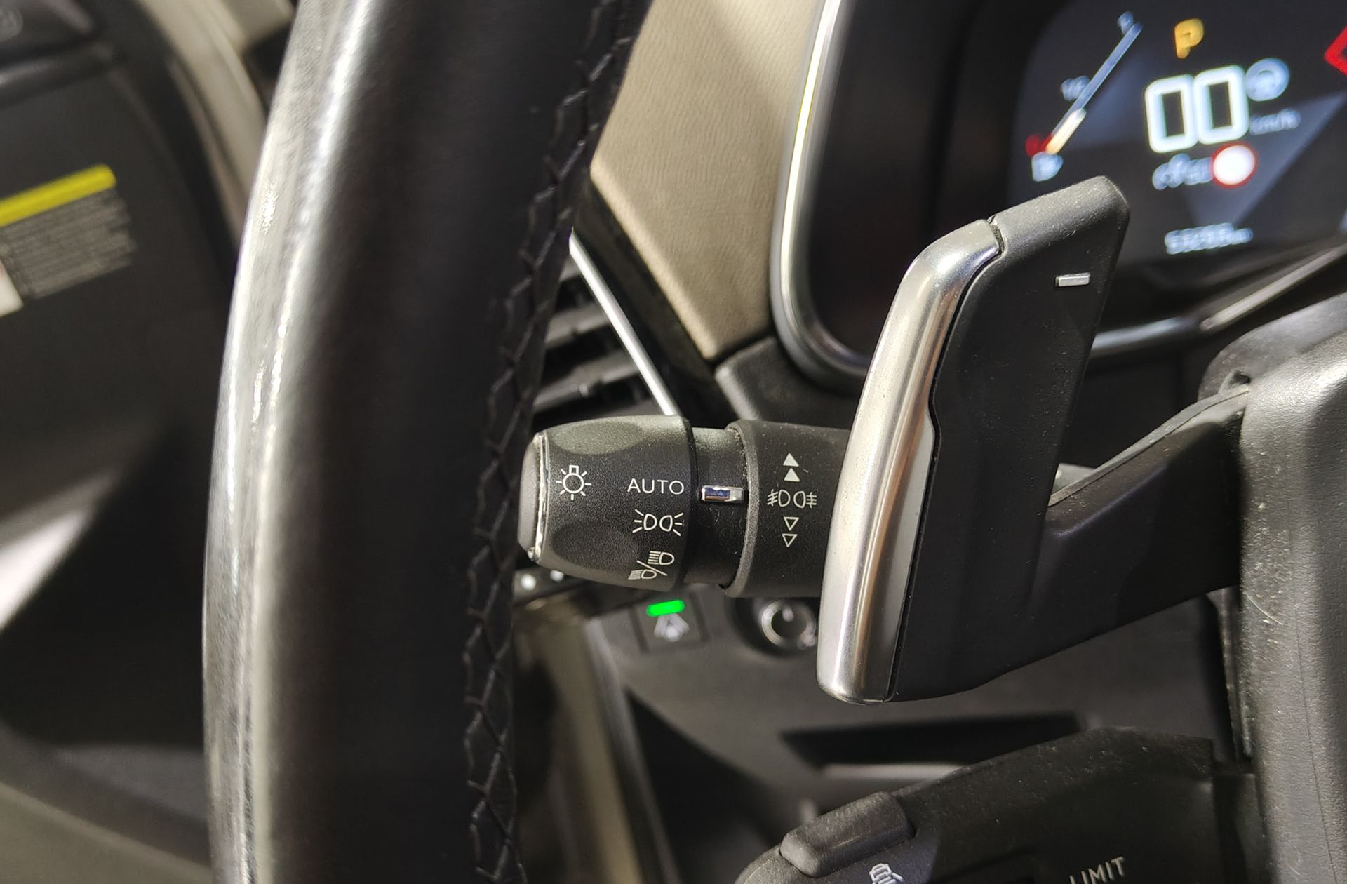 DS DS 7 Crossback PureTech 180 Bastille+ - foto 25