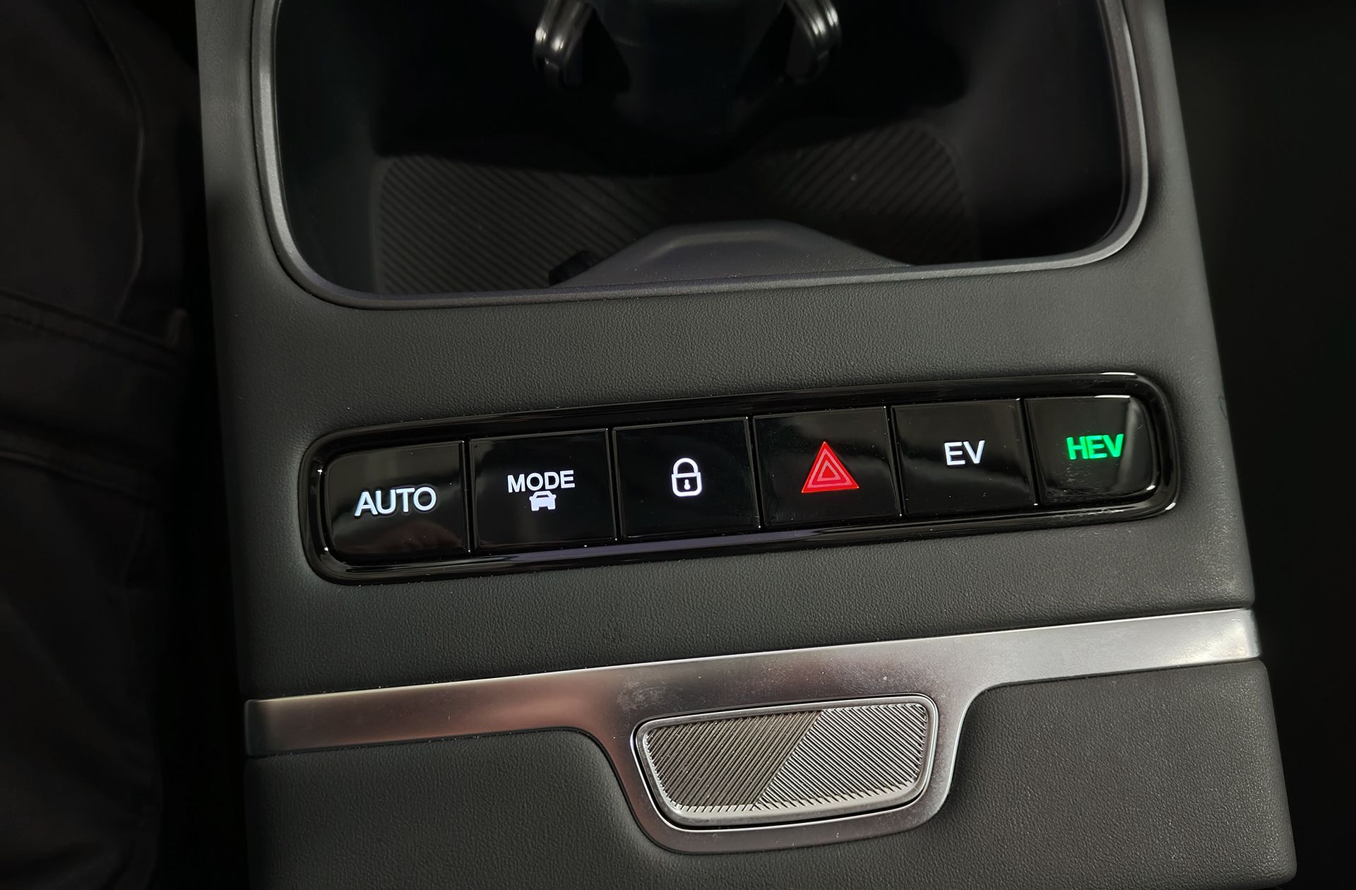 Jaecoo 7 1.5 T-GDi PHEV +1DHT Select FWD - foto 31