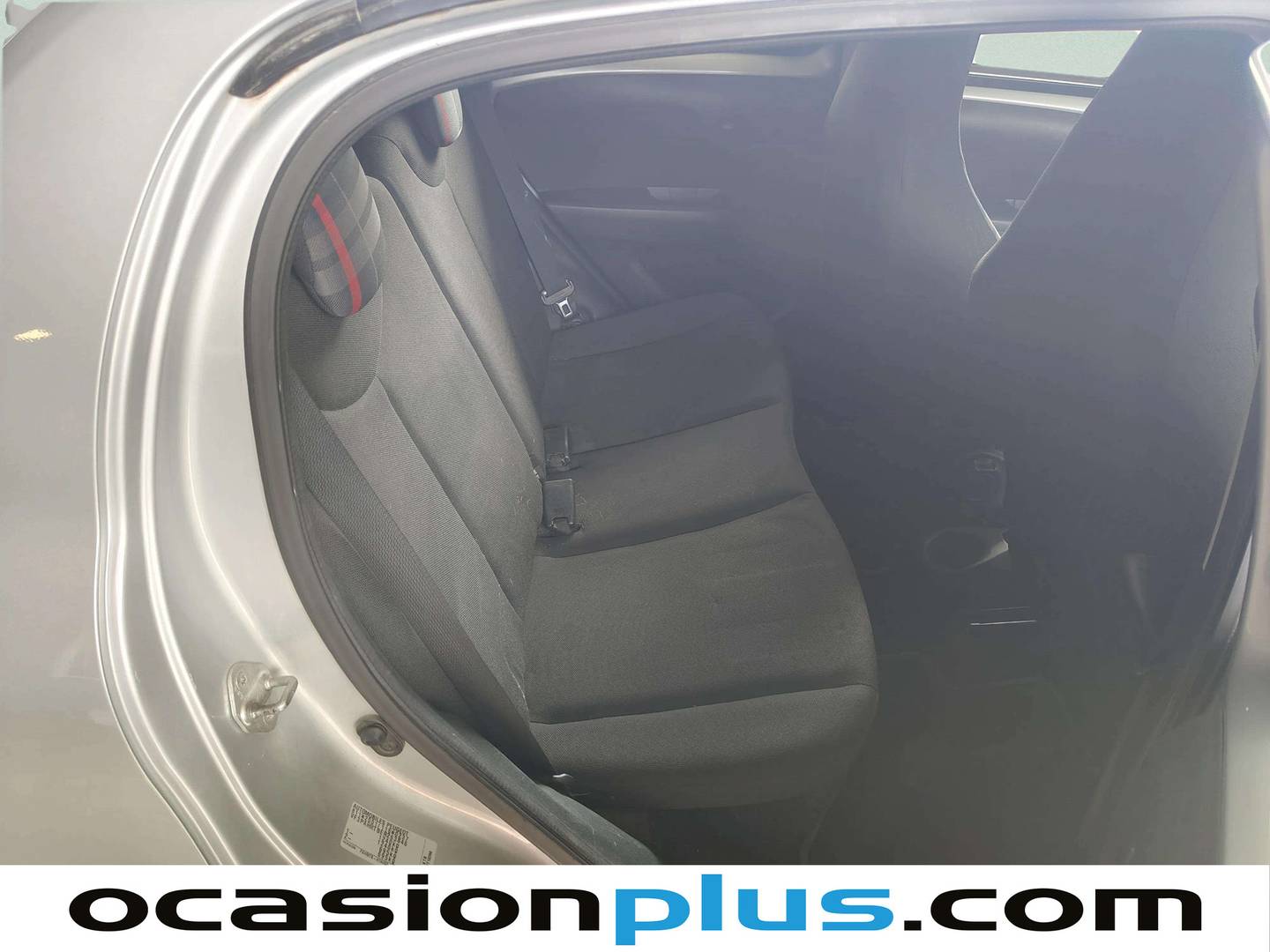 Peugeot 108 Peugeot 108 1.2 PureTech Active (82 CV) gasolina