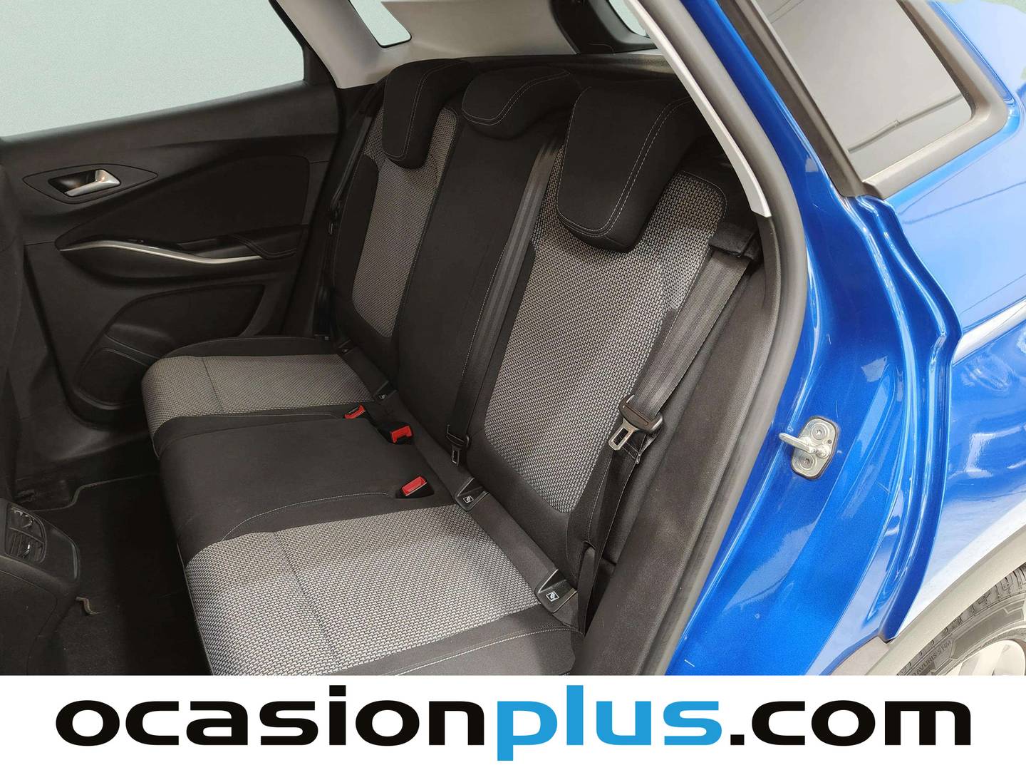 Foto asientos traseros Opel Grandland X Opel Grandland X 1.2 Turbo S&S Selective (130 CV)