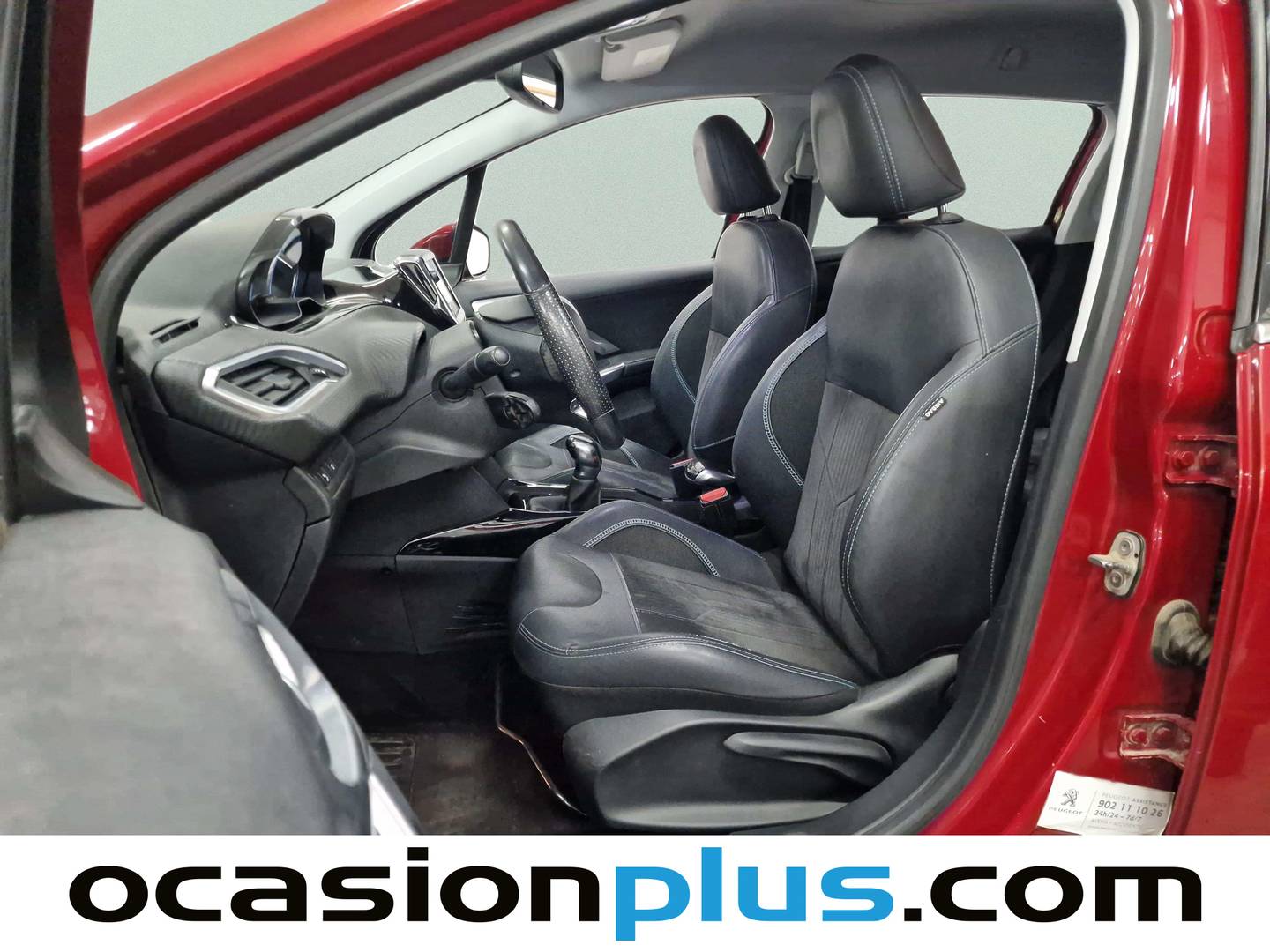 Foto asientos delanteros Peugeot 2008 Peugeot 2008 PureTech 110 S&S Crossway S&S (110 CV)