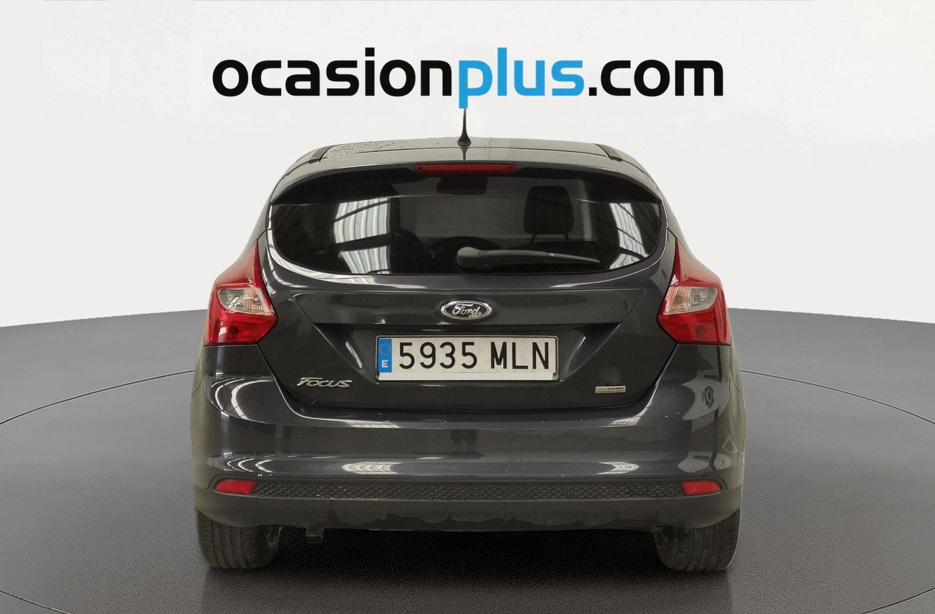 Ford Focus 1.0 EcoBoost Trend - foto 12
