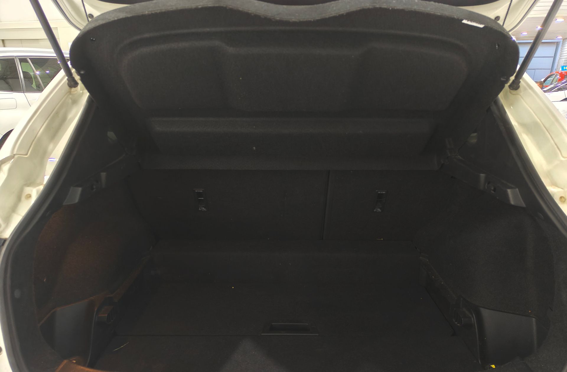 Nissan Qashqai DIG-T 140 N-Connecta - foto 17