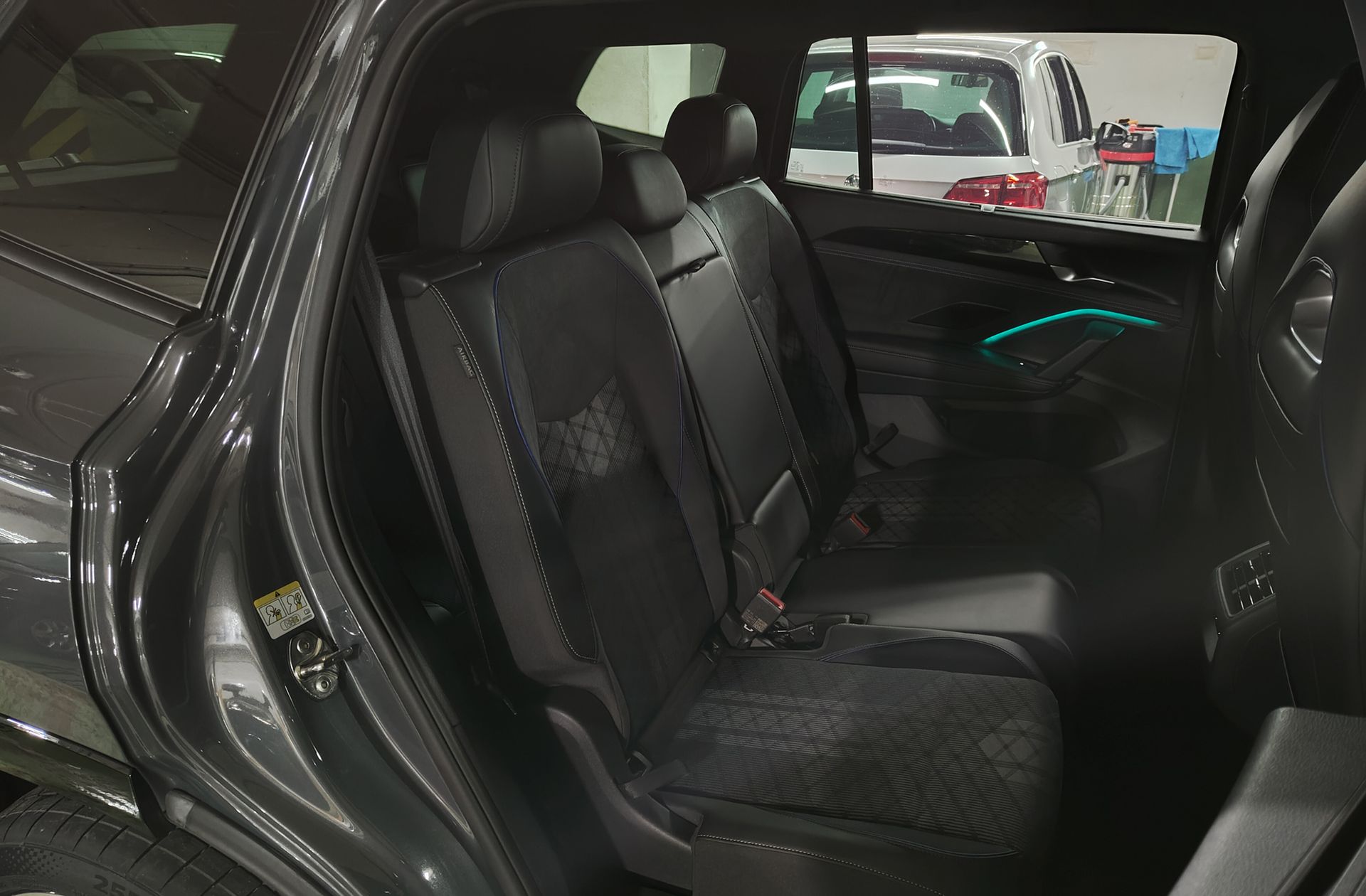 Volkswagen Tayron R-Line 1.5 eTSI DSG - foto 17