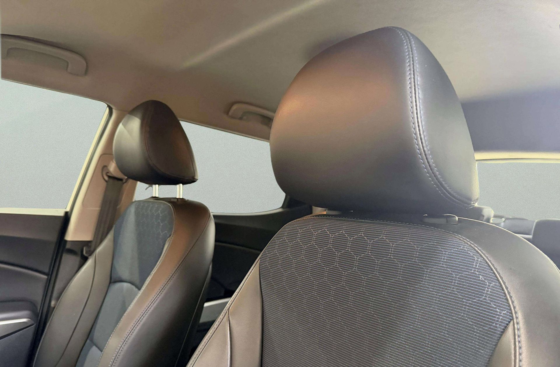 SsangYong Tivoli D16T Limited 4x4 - foto 8