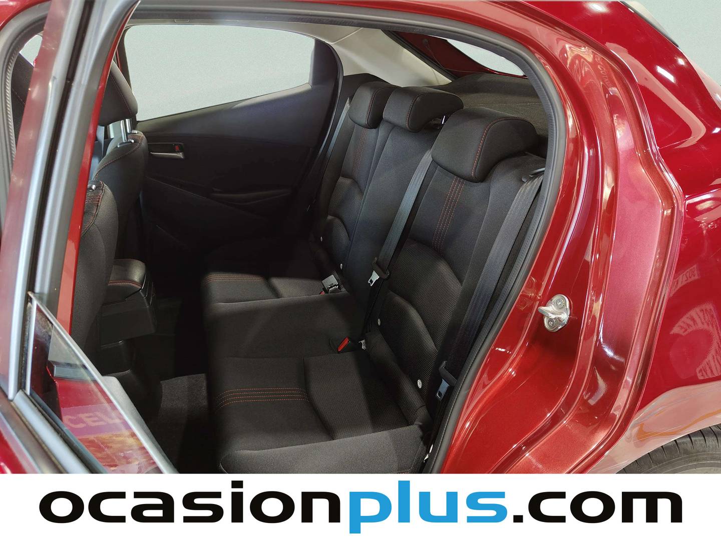 Foto asientos traseros Mazda Mazda2 Mazda Mazda 2 e-SKYACTIV G Homura (90 CV)