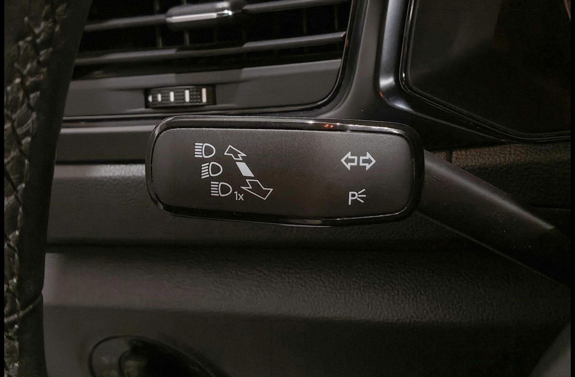Volkswagen T-Roc Edition 1.0 TSI - foto 22