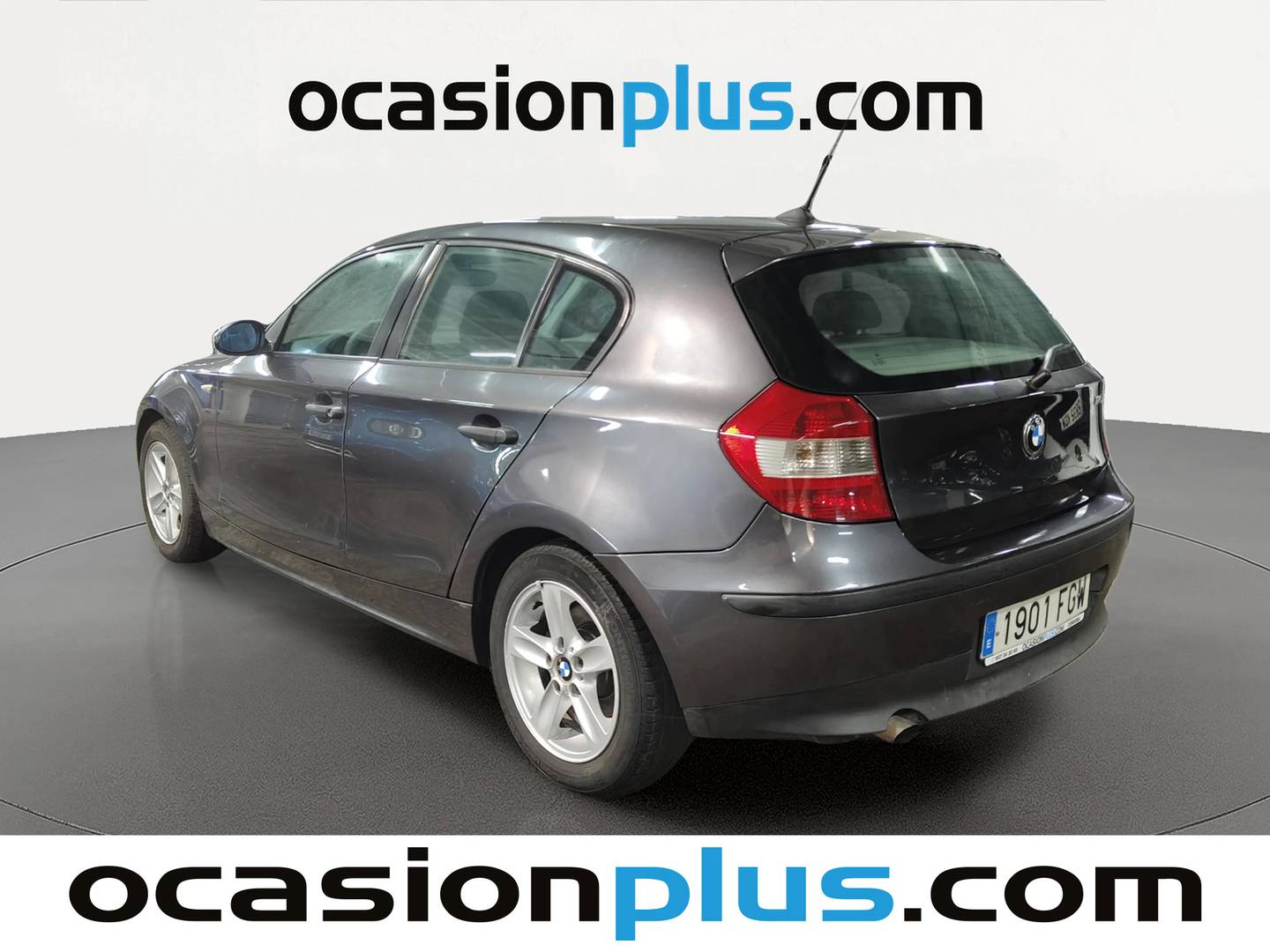 Foto trasera BMW Serie 1 BMW Serie 1 116i (116 CV) derecha
