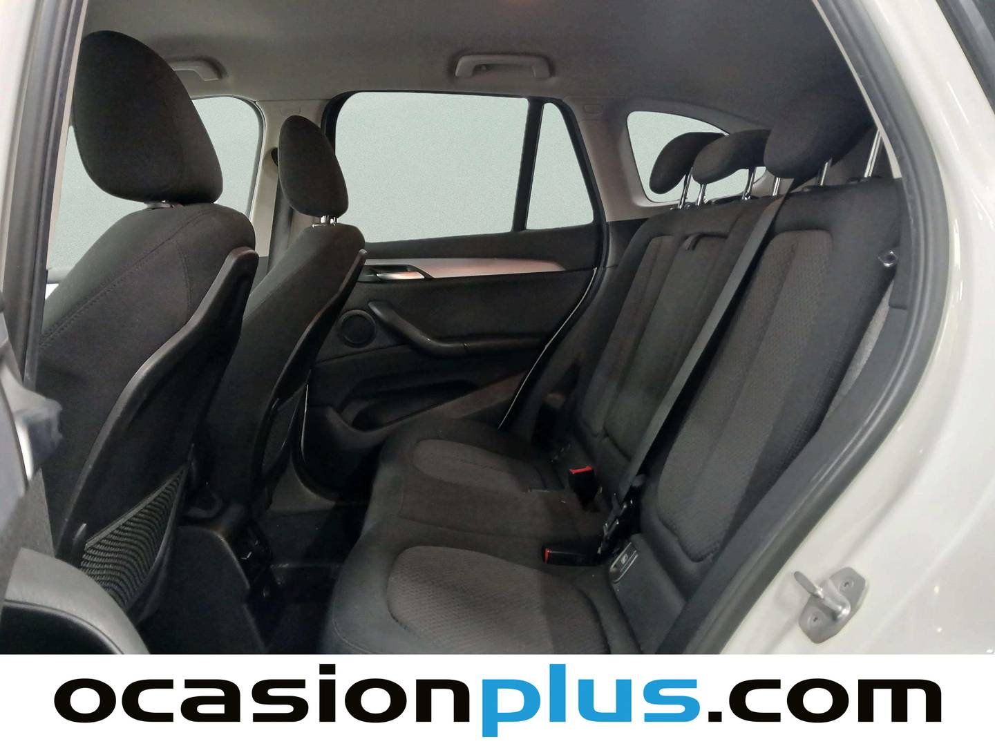 Foto asientos traseros BMW X1 BMW X1 sDrive18i (136 CV)