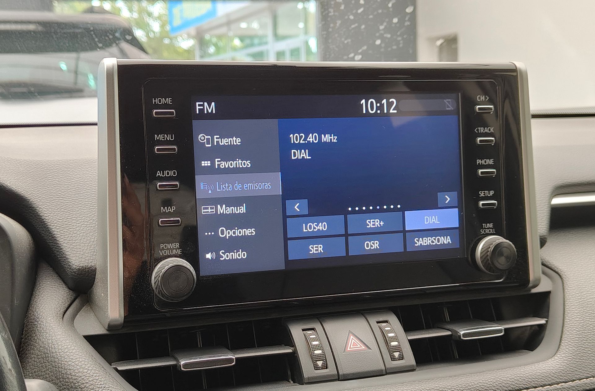 Toyota RAV4 2.5l hybrid Advance - foto 37