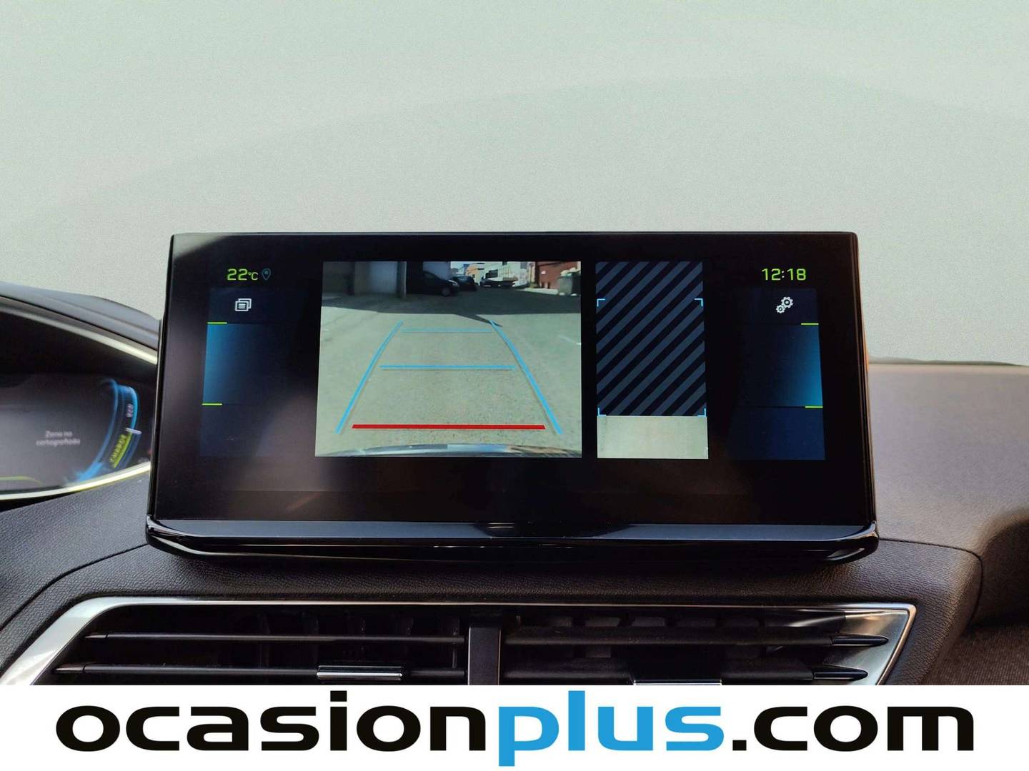 Foto Peugeot 3008 Hybrid Peugeot 3008 Hybrid 300 Allure Pack e-EAT8 (300 CV)