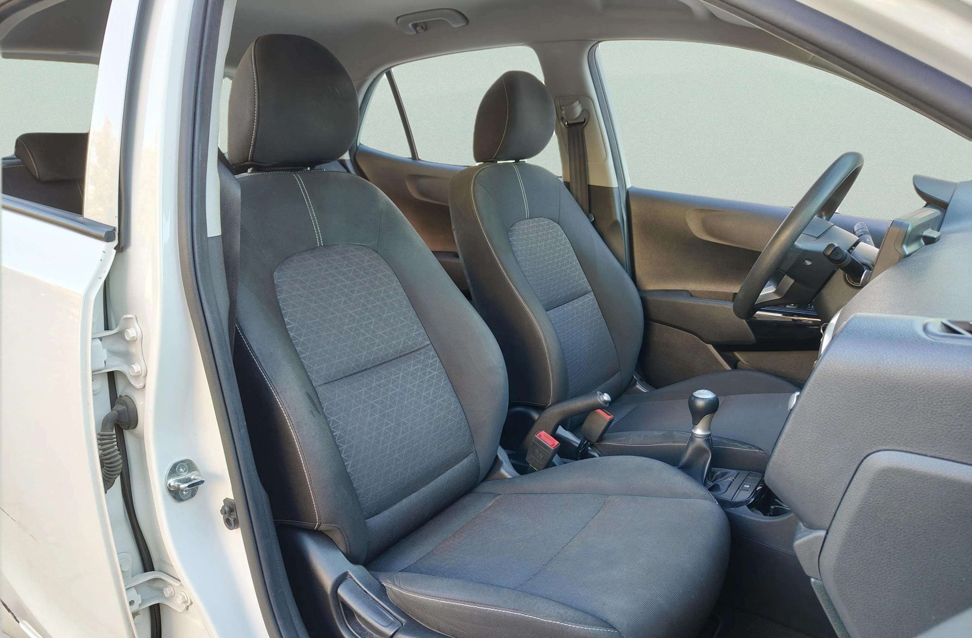 Kia Picanto 1.0 DPi Concept Pack Comfort - foto 14