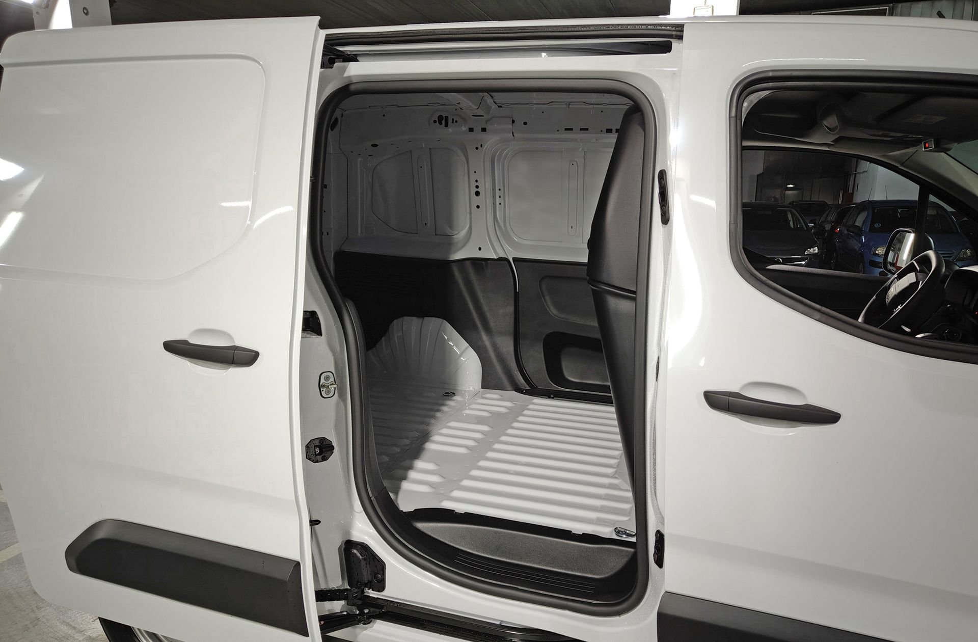 Fiat Doblò Furgon Furgón BlueHDi 100 M - foto 16