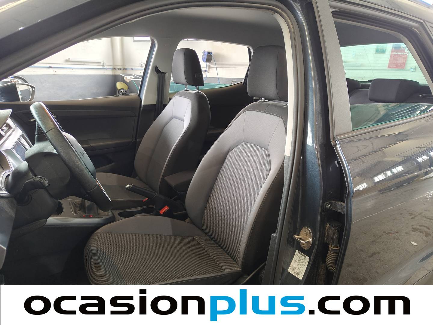 Foto asientos delanteros Seat Arona Seat Arona 1.6 TDI Ecomotive S&S Style (95 CV)