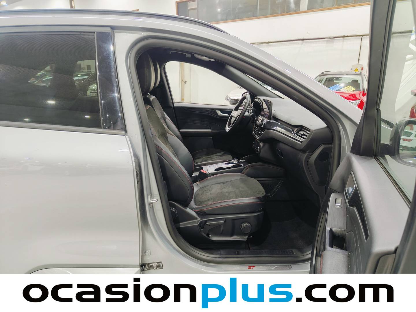 Foto Ford Kuga Ford Kuga 2.5 Duratec PHEV ST-Line X Auto (225 CV)